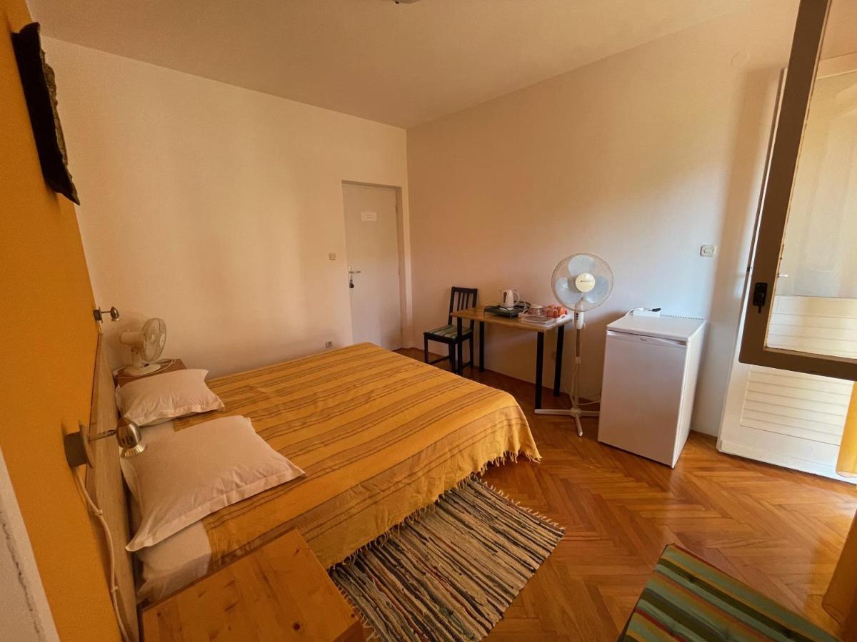 Hvar Guesthouse - Double Bedroom With Private Bathroom Jelsa  Luaran gambar