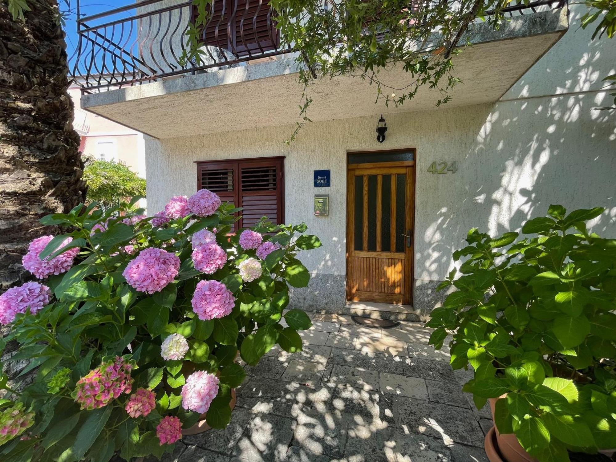 Hvar Guesthouse - Double Bedroom With Private Bathroom Jelsa  Luaran gambar
